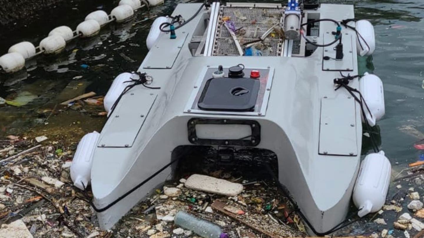  Autonomous trash-gobbling robot boat wages war on waterway waste