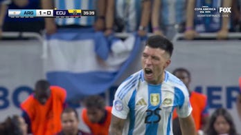 Lisandro Martínez's header gives Argentina a 1-0 lead over Ecuador | 2024 Copa América 