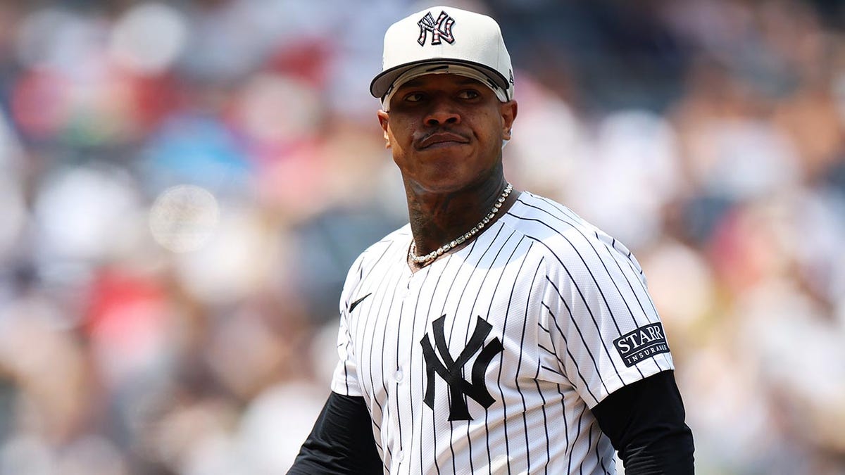 Yankees pitcher Marcus Stroman walks off the mound