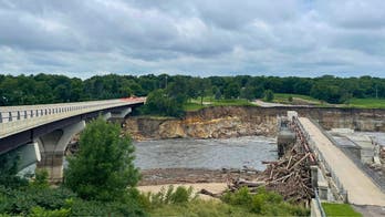 Minnesota bridge on verge of collapsing following torrential rain, flooding